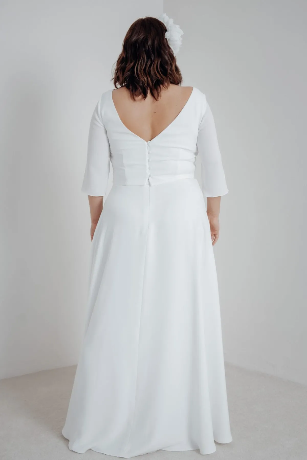 Plus Size Braut Rock mit Schlitz und Zierknöpfen – Eira Curvy<noni Clearance