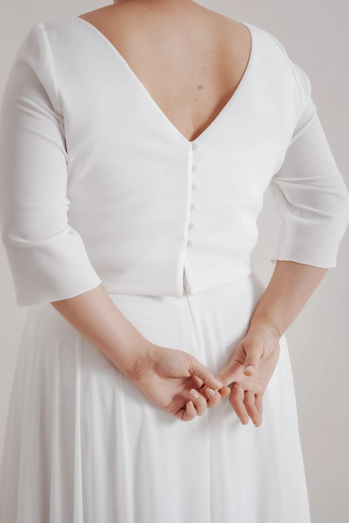 Plus Size Top mit V-Ausschnitten – Ona Curvy by you<noni Best