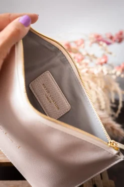 Pouch in Metallic White "Bridesmaid" –<Katie Loxton Clearance