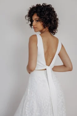 Rückenfreies Braut Top – Liza Ivory Eco<noni