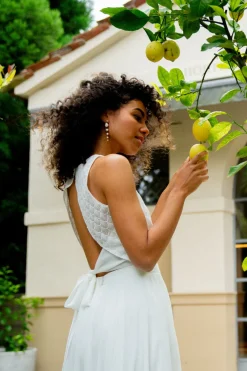 Rückenfreies Braut Top mit Vintage-Muster – Neela<noni Best