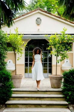 Rückenfreies Braut Top mit Vintage-Muster – Neela<noni Best