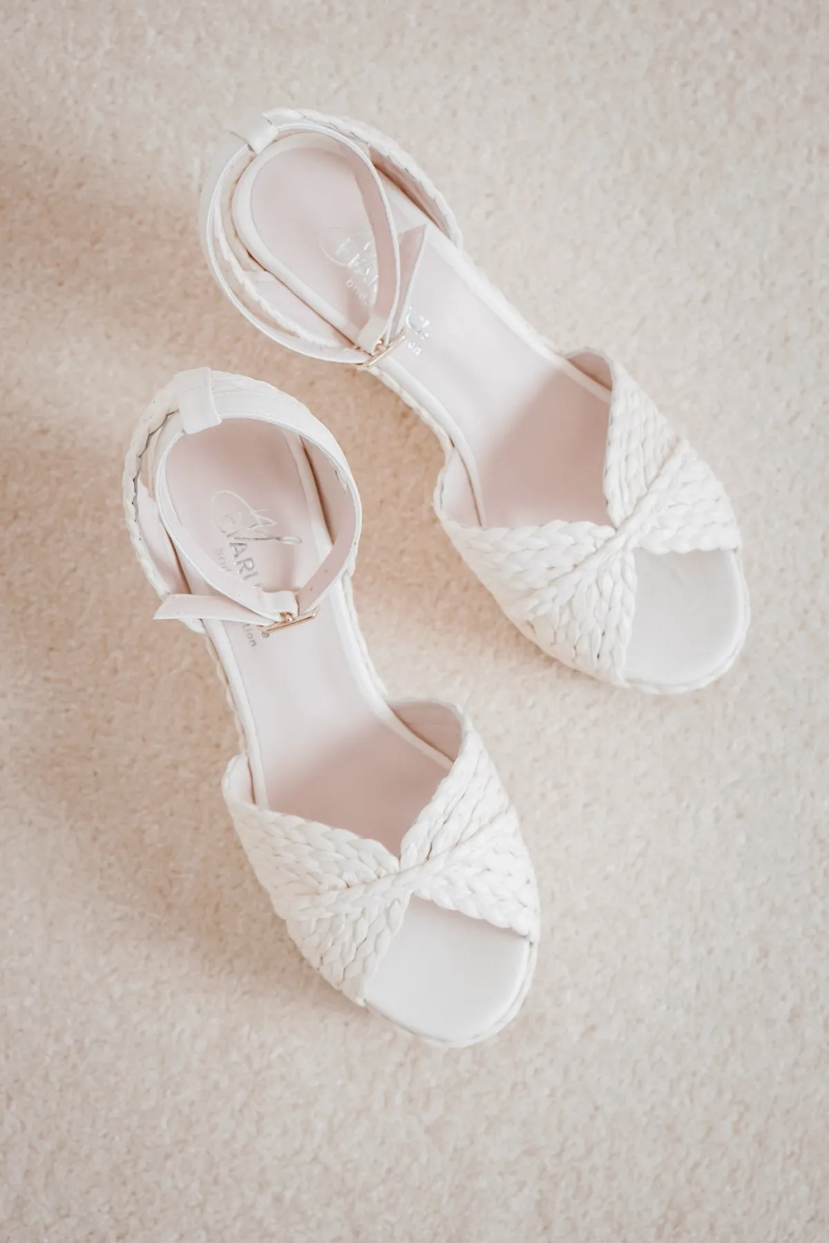 Sandalette mit Keilabsatz - Louna Pearl Raffia<Elsa Coloured Shoes Sale