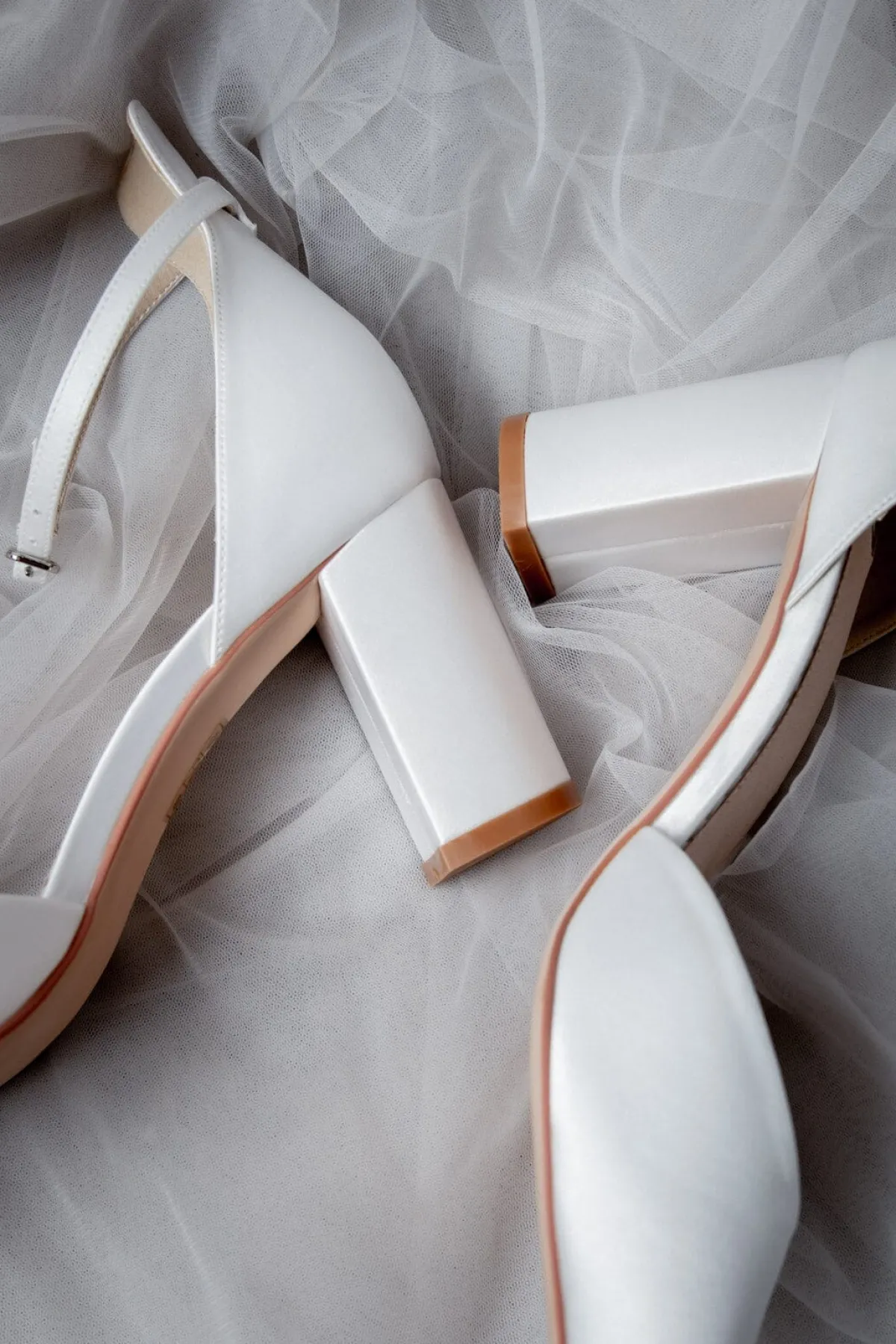Satin-Brautschuhe in Ivory – Liberty | The<Perfect Bridal Company Online