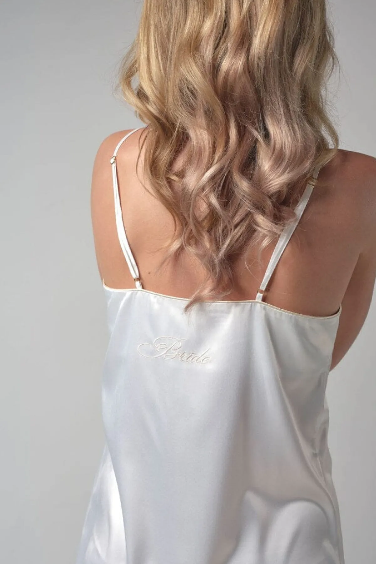 Satin-Nachthemd mit "Bride"-Schriftzug<Poirier New
