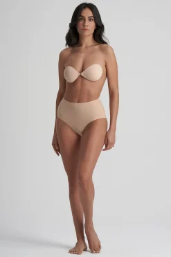 Selbstklebender BH für rückenfreie Looks –<Bye Bra New