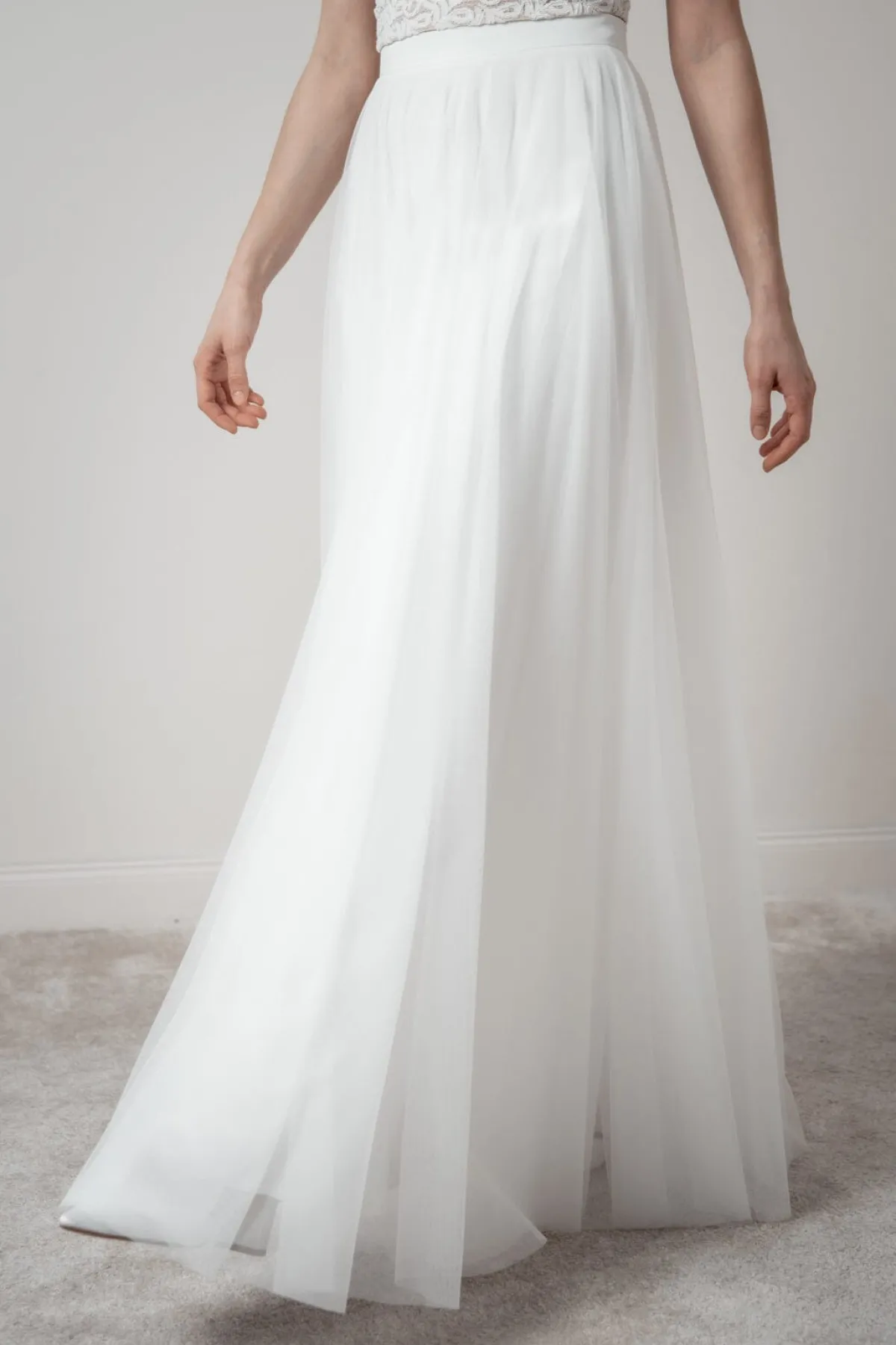 Showroom Only: Braut Rock in Ivory aus Softtüll – Christy Selected<noni Best