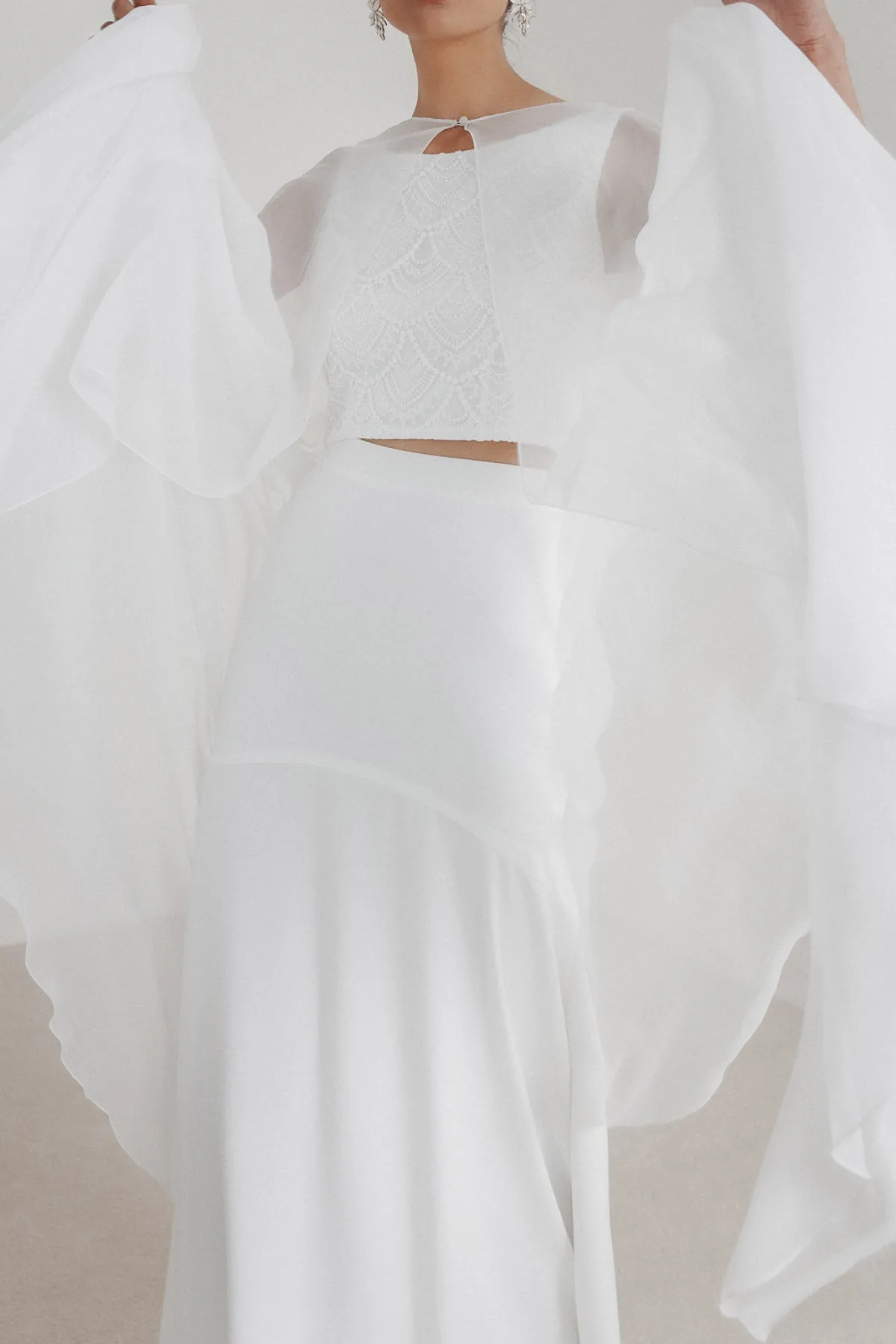 Showroom Only: Chiffon Braut Cape – Philia Selected<noni Discount