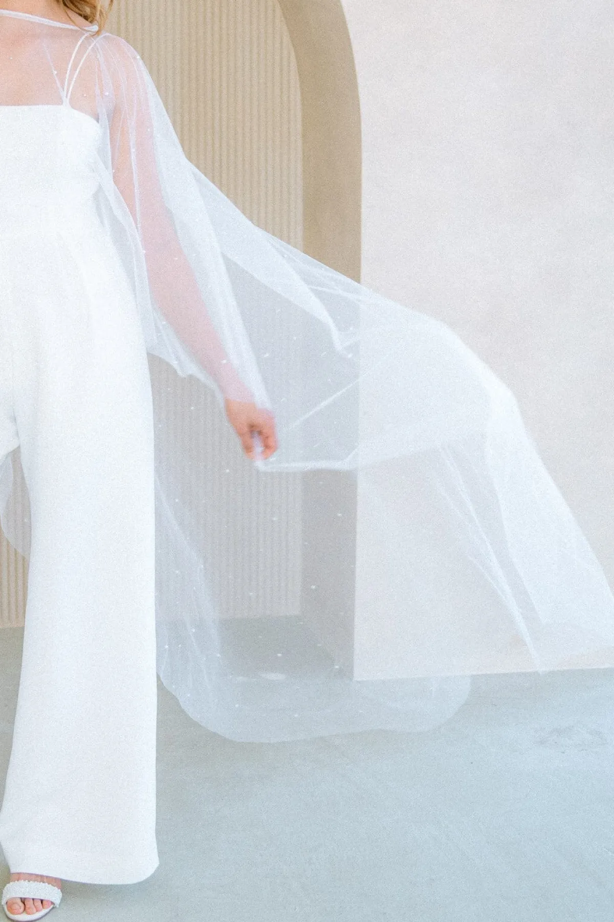 Showroom Only: Perlen-Cape – Beleza Selected<noni