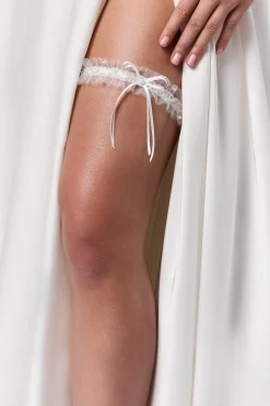 Strumpfband in Ivory mit blauen Kunstperlen<Poirier Hot