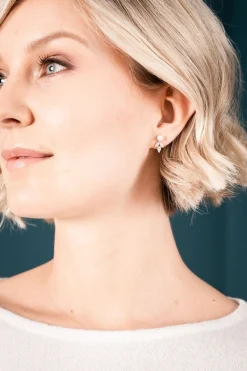 Zierliche Braut Ohrstecker mit Kristallen und Perlen - Simply Delightful<Juvelan Online